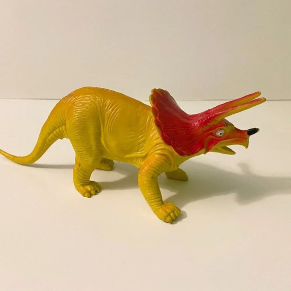Vintage 1985 Imperial Yellow Red Triceratops Dinosaur 9 in Plastic Toy Figure - Picture 8 of 13